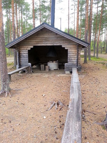 makkaranpaistopaikka muok