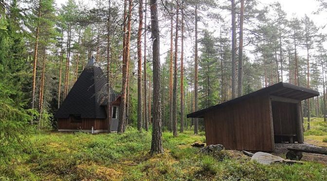 Ypänkallion kota ja laavu